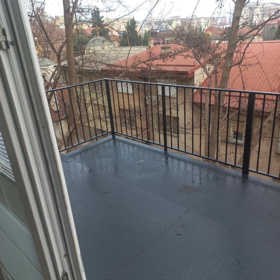 Lovely 1- Bedroom Condo Close To Downtown スコピエ エクステリア 写真